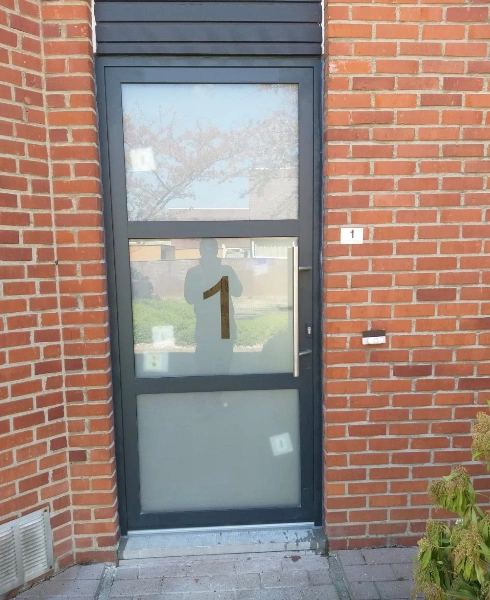 Projet baie coulissante aluminium minimaliste